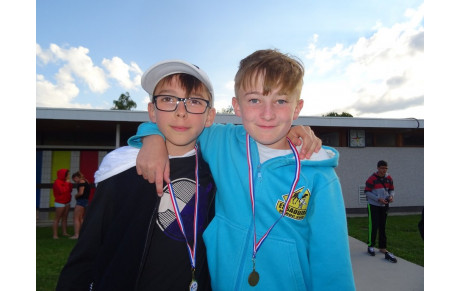 CHAMPIONNATS DE L'AIN  (bassin de 50 m)  DIVONNE LES BAINS 26 juin 2016