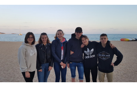 NATIONALE 2  à SAINT-RAPHAËL